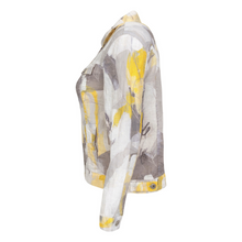 Load image into Gallery viewer, DOLCEZZA Citron Linen Jacket - side
