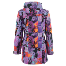 Load image into Gallery viewer, DOLCEZZA Mauve Geometry Coat - back
